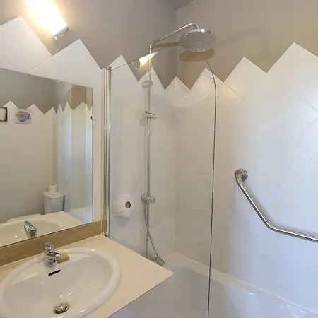 Hotellerie Du Hotel 2*